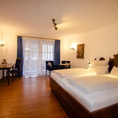 S'wirtshaus & Restaurant Hotel 3*